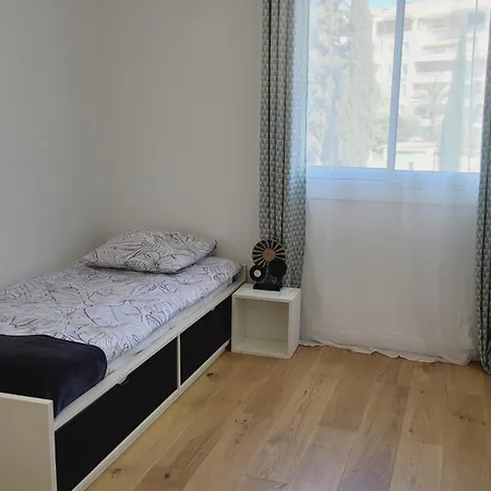 Apartment Spacieux T4 Renove En Plein Coeur De Ideal Pour Des En Famille *